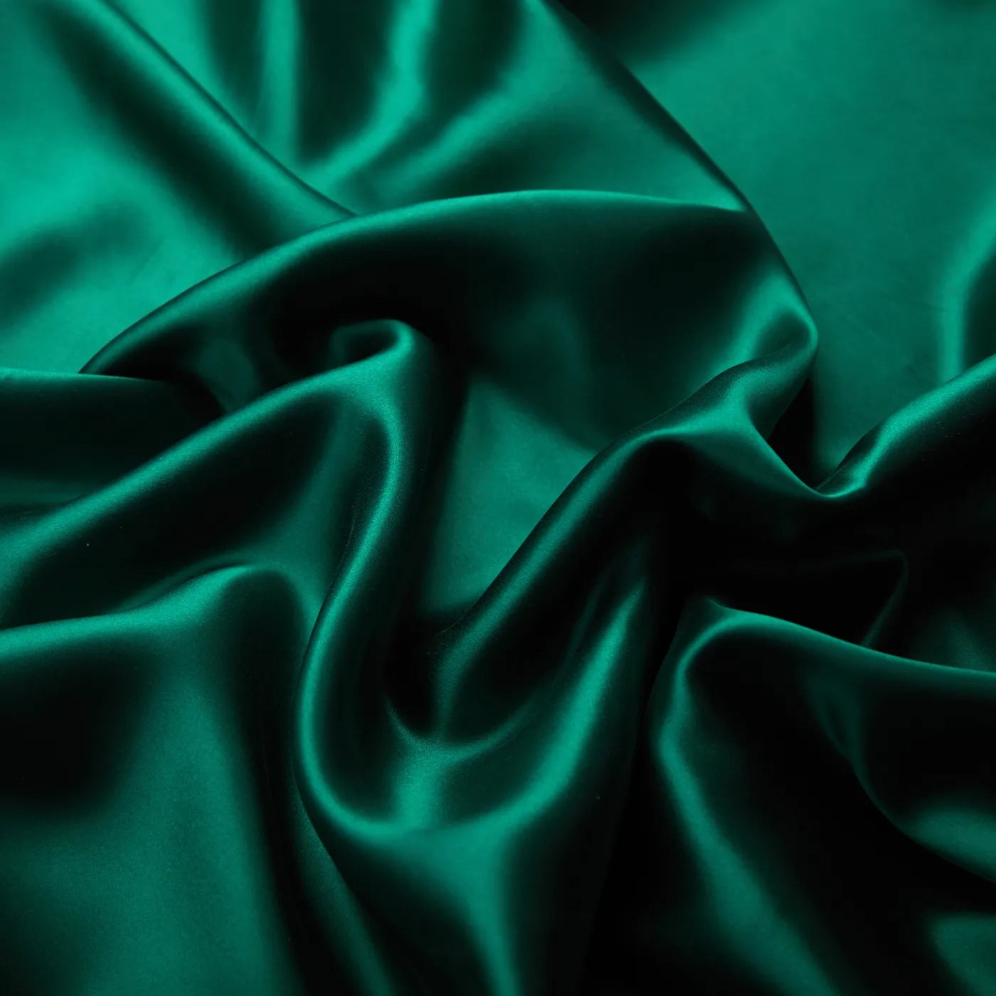 #color_emerald-green
